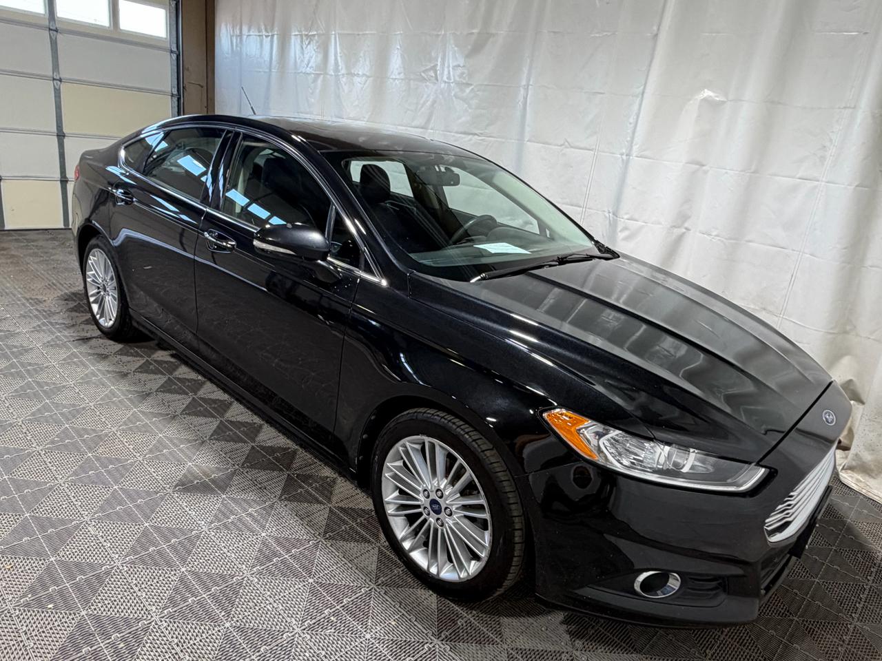 Ford Fusion 4dr Sdn SE FWD 2014