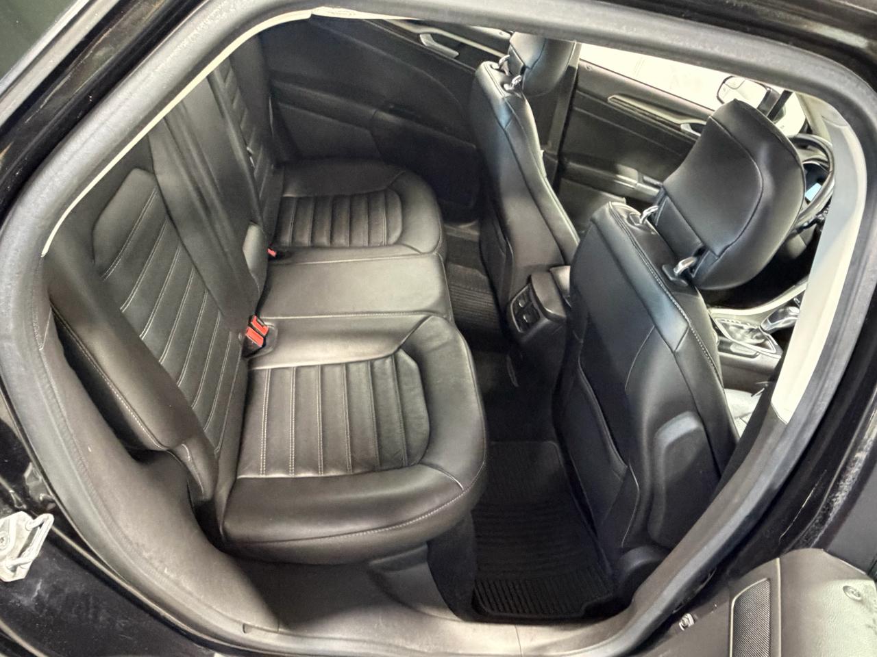Ford Fusion 4dr Sdn SE FWD 2014