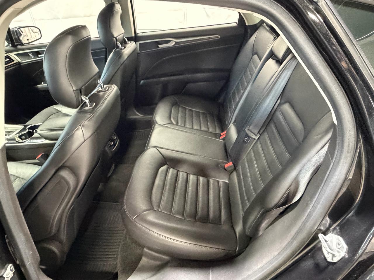 Ford Fusion 4dr Sdn SE FWD 2014