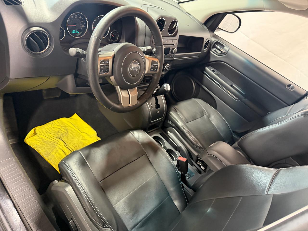 Jeep Compass 4WD 4dr Limited 2012