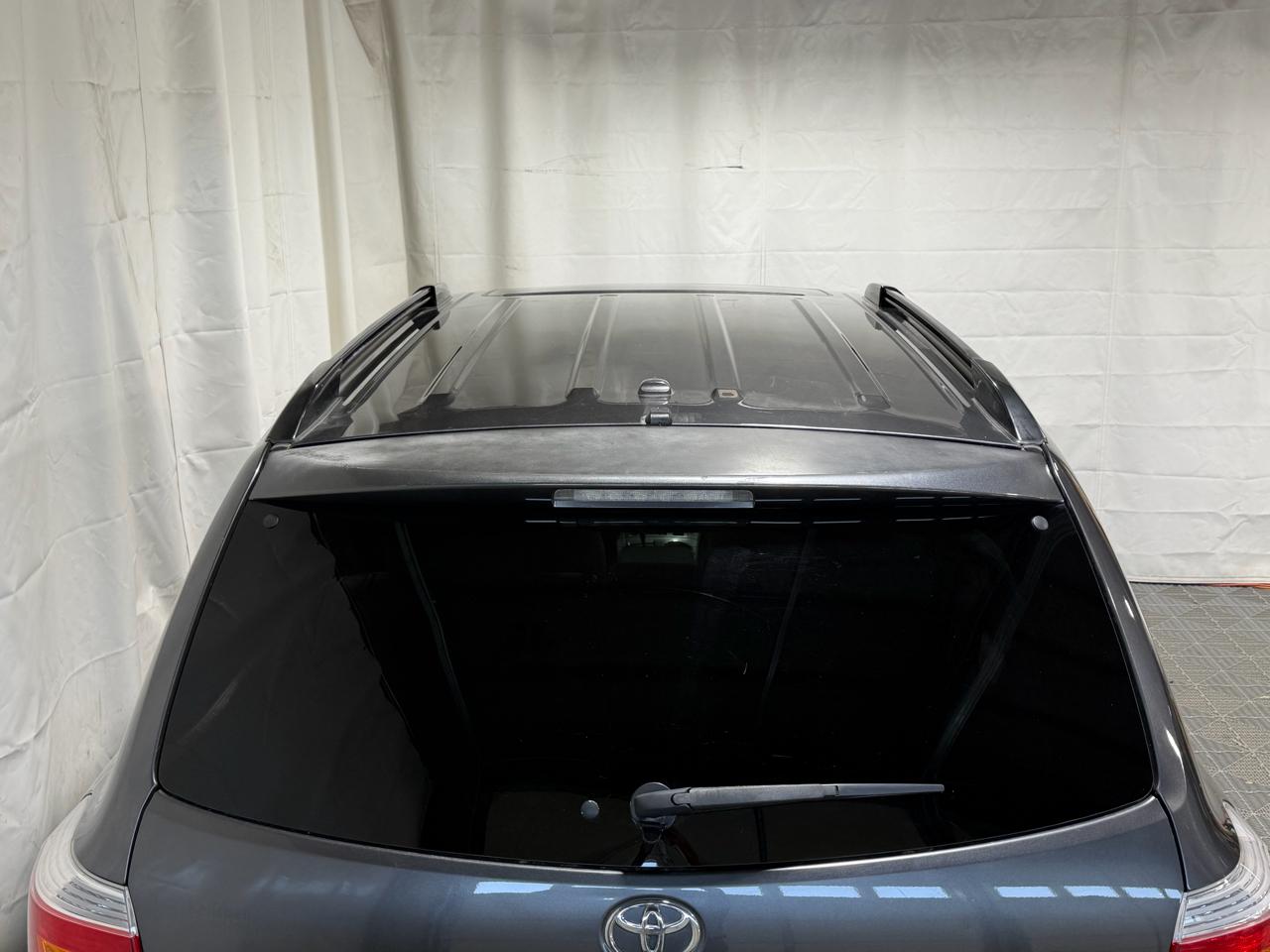 Toyota Highlander 4WD 4dr V6 SE (Natl) 2010