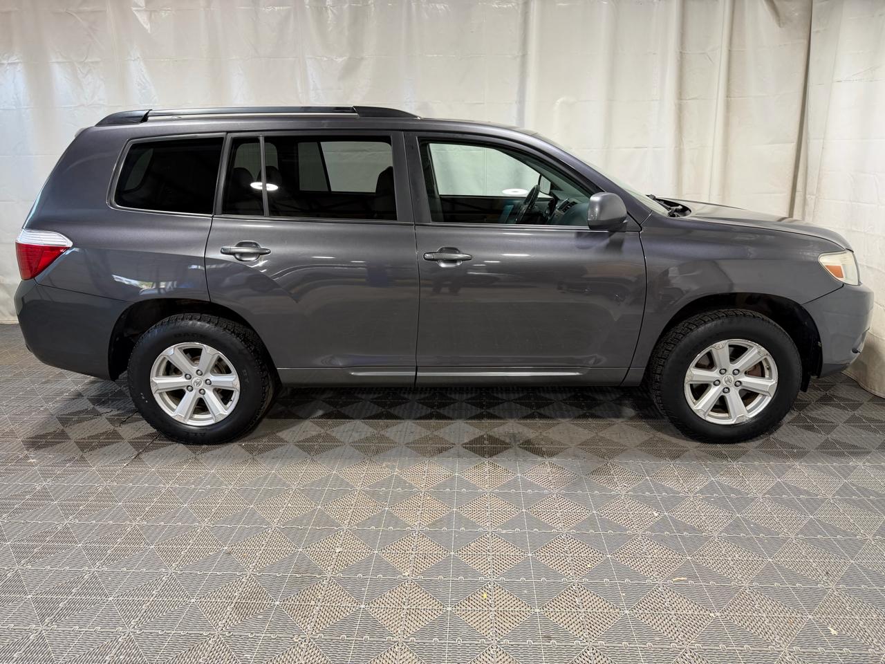 Toyota Highlander 4WD 4dr V6 SE (Natl) 2010