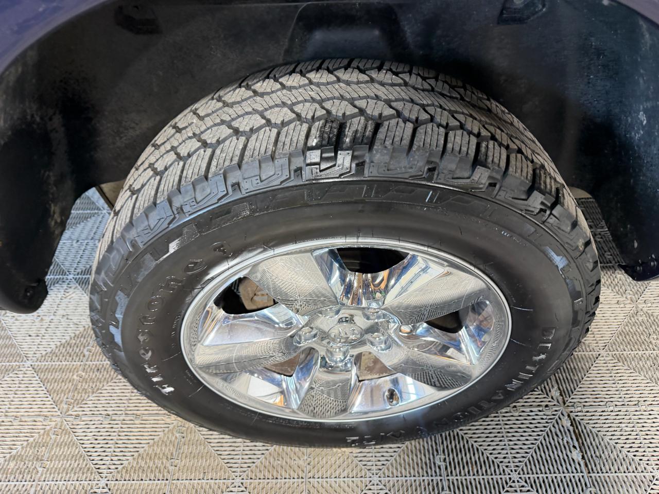 RAM 1500 Big Horn 4x4 Crew Cab 5'7" Box 2018