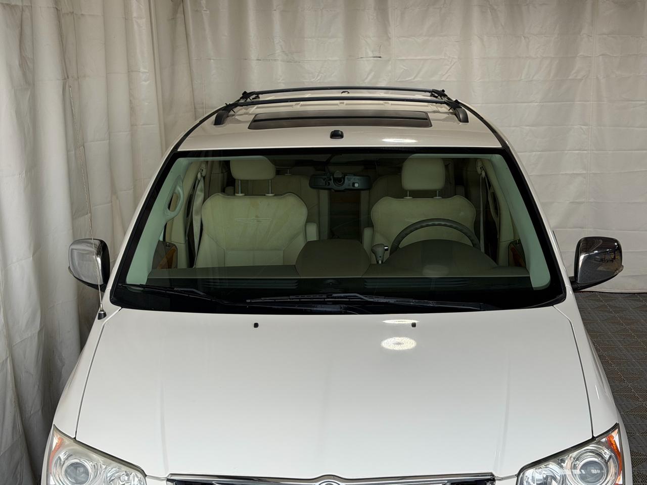 Chrysler Town & Country 4dr Wgn Limited 2008
