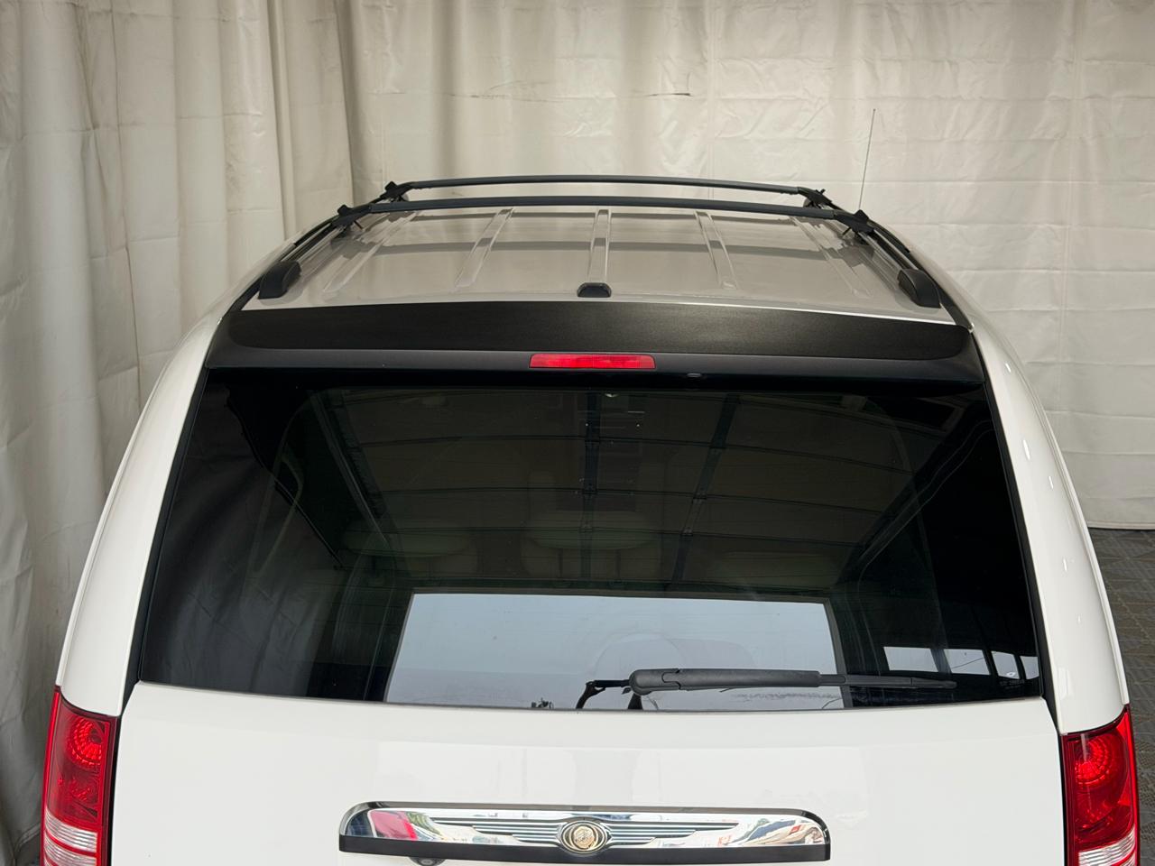 Chrysler Town & Country 4dr Wgn Limited 2008