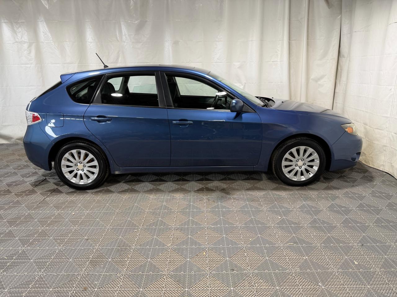Subaru Impreza Wagon 5dr Man 2.5i Premium w/Pwr Moonroof Value Pkg 2011