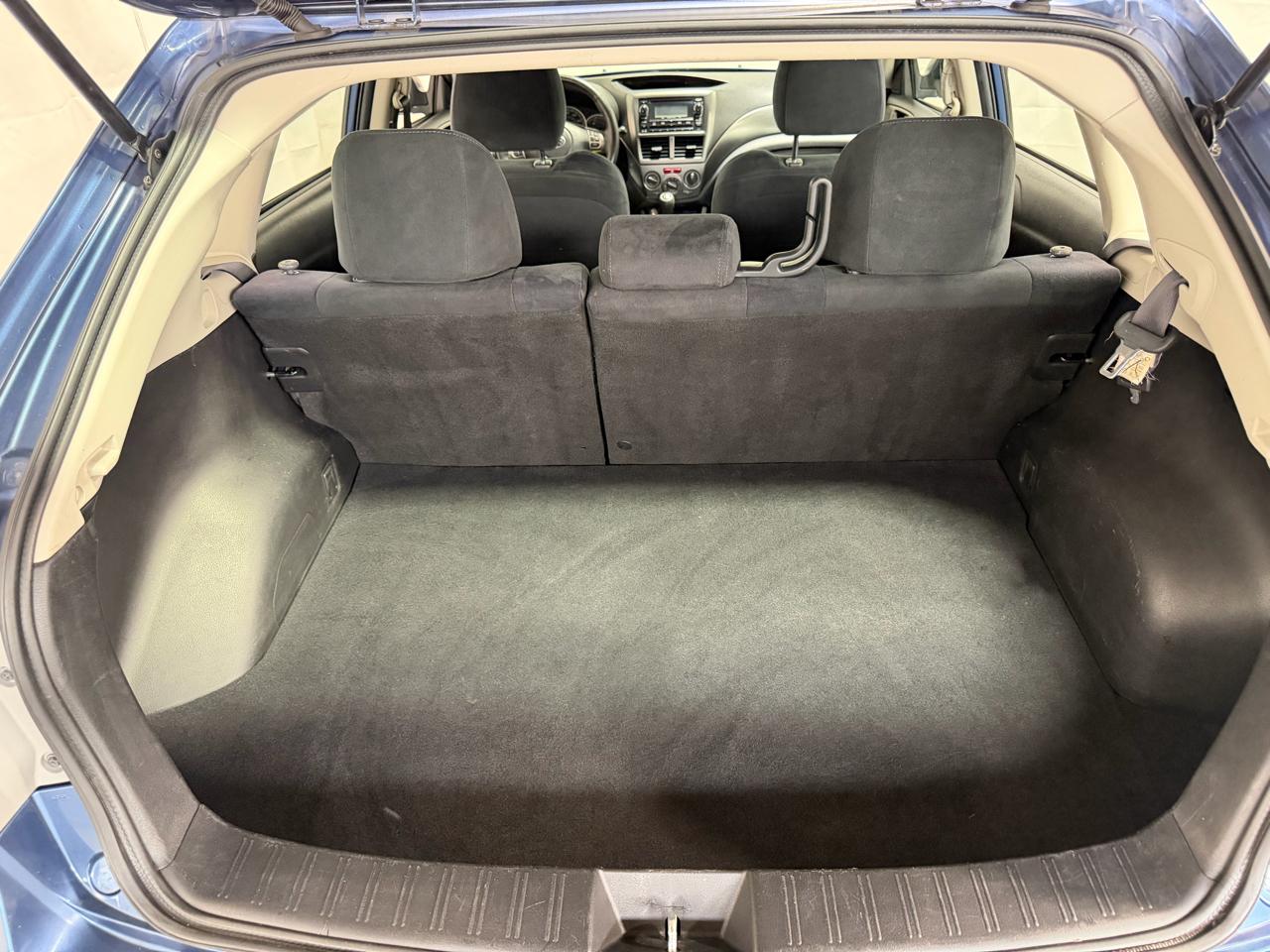 Subaru Impreza Wagon 5dr Man 2.5i Premium w/Pwr Moonroof Value Pkg 2011