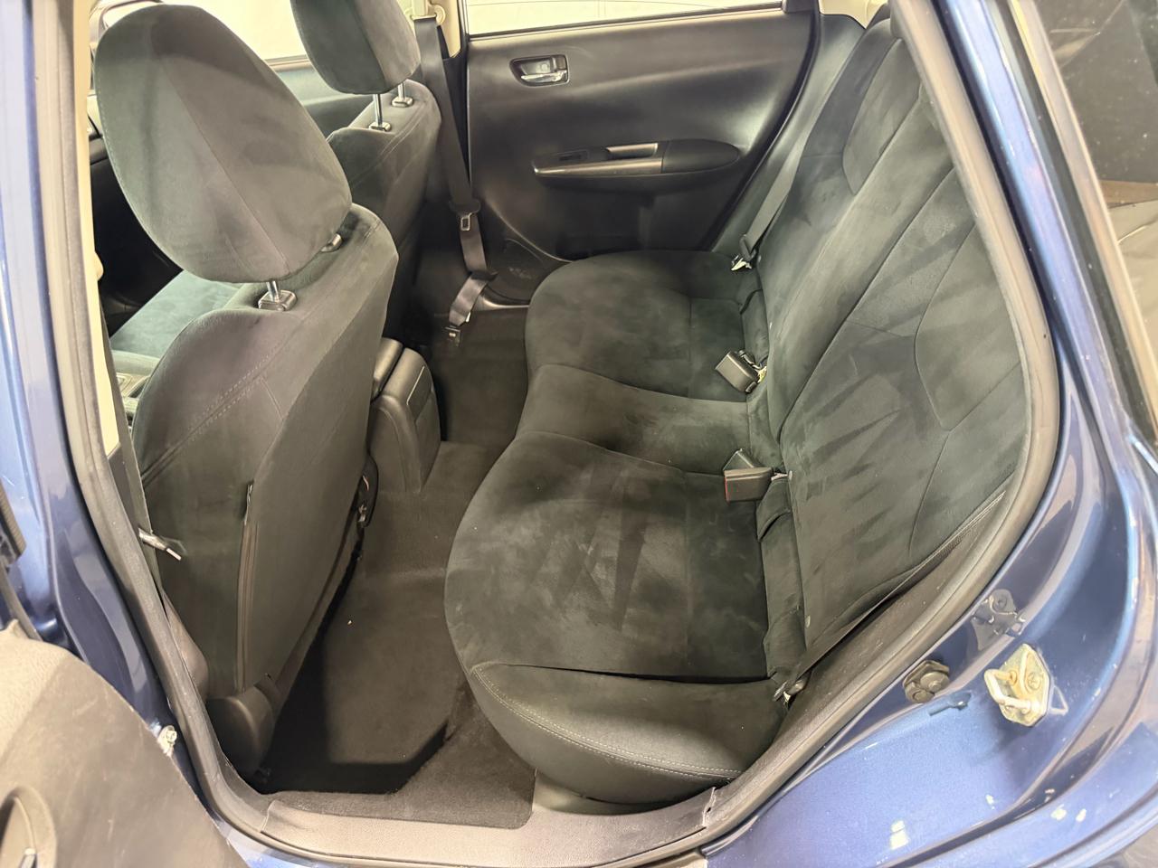 Subaru Impreza Wagon 5dr Man 2.5i Premium w/Pwr Moonroof Value Pkg 2011