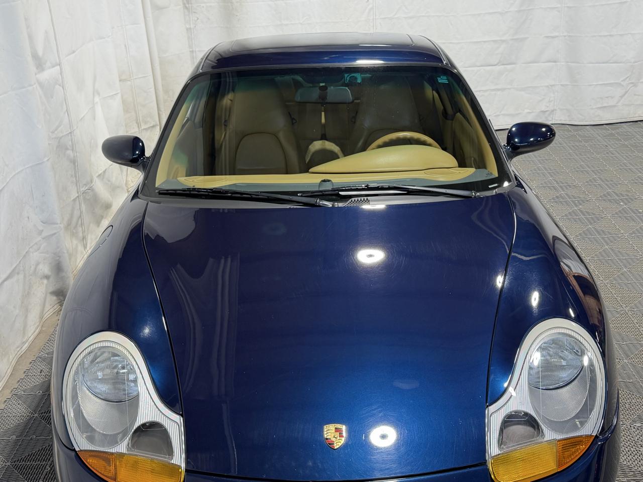 Porsche 911 Carrera 2dr Carrera Cpe 6-Spd Manual 1999