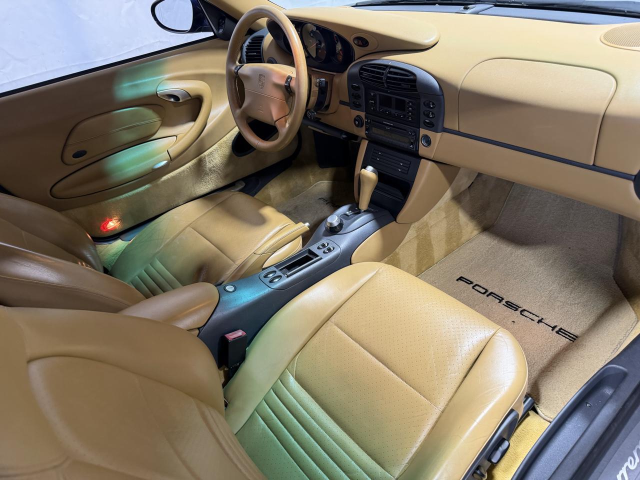 Porsche 911 Carrera 2dr Carrera Cpe 6-Spd Manual 1999