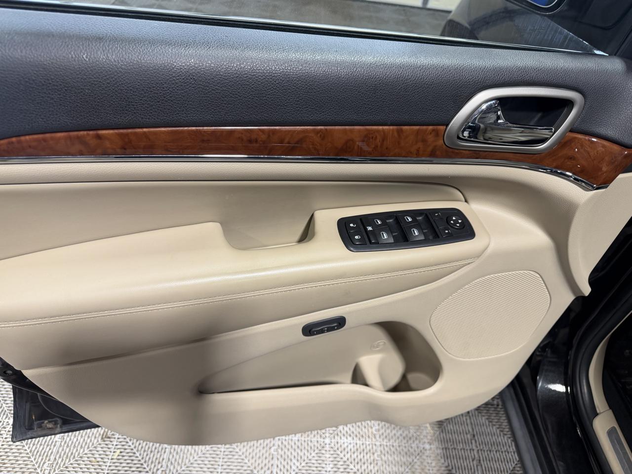 Jeep Grand Cherokee 4WD 4dr Limited 2011