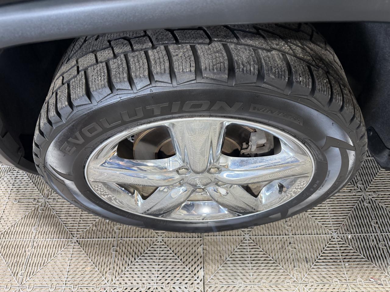 Jeep Grand Cherokee 4WD 4dr Limited 2011