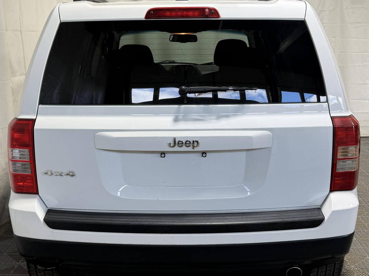 Jeep Patriot 4WD 4dr Sport 2015