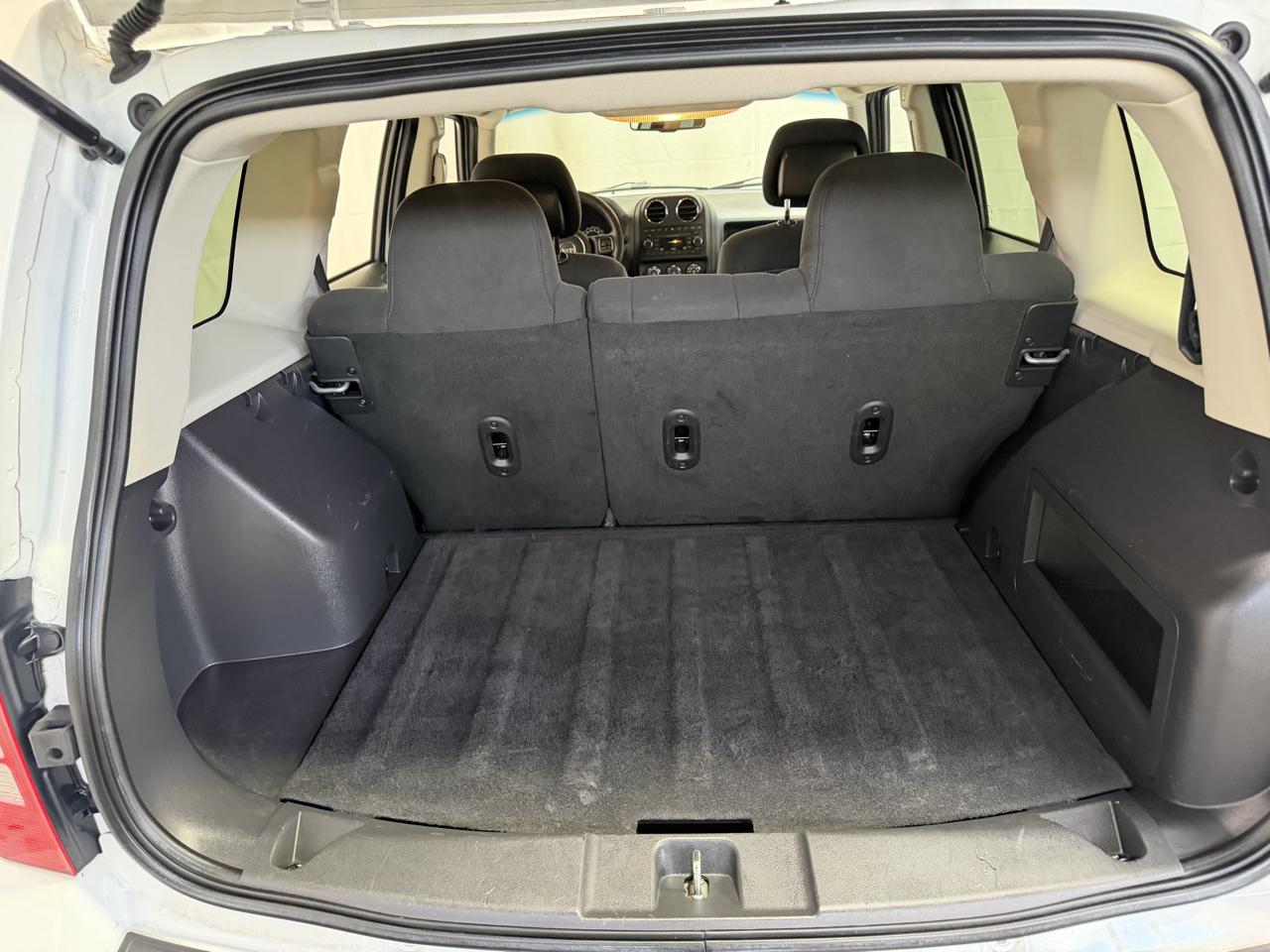 Jeep Patriot 4WD 4dr Sport 2015