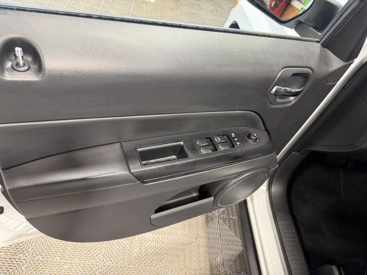Jeep Patriot 4WD 4dr Sport 2015