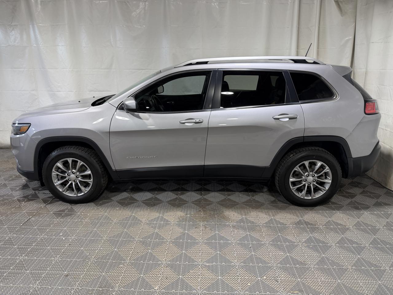 Jeep Cherokee Latitude Plus 4x4 2019
