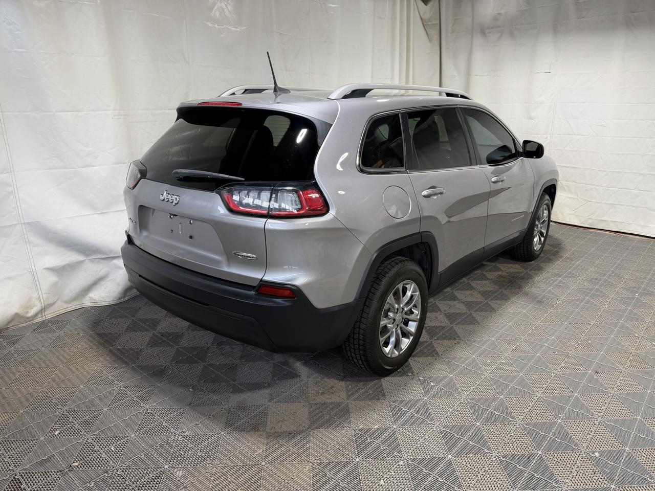 Jeep Cherokee Latitude Plus 4x4 2019