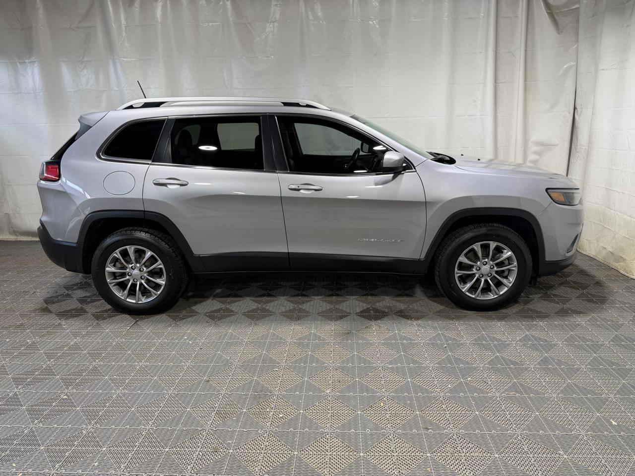 Jeep Cherokee Latitude Plus 4x4 2019