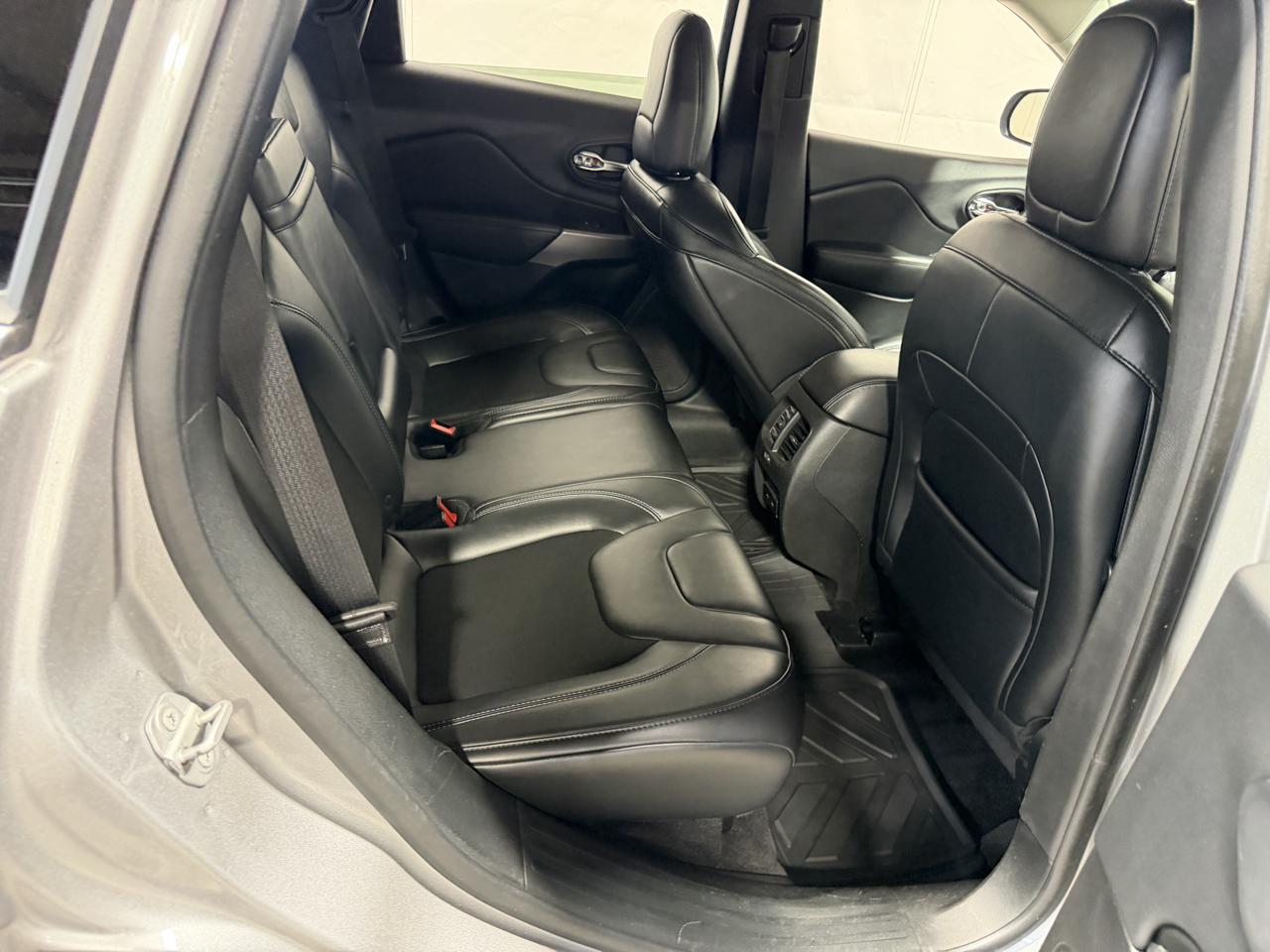 Jeep Cherokee Latitude Plus 4x4 2019