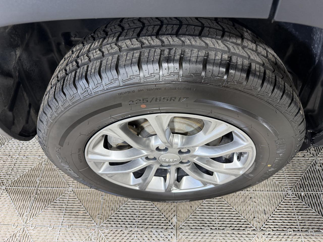 Jeep Cherokee Latitude Plus 4x4 2019