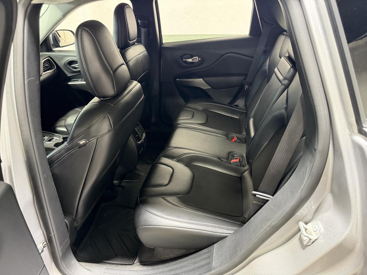Jeep Cherokee Latitude Plus 4x4 2019