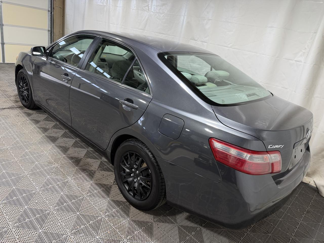 Toyota Camry 4dr Sdn I4 Auto XLE (Natl) 2007