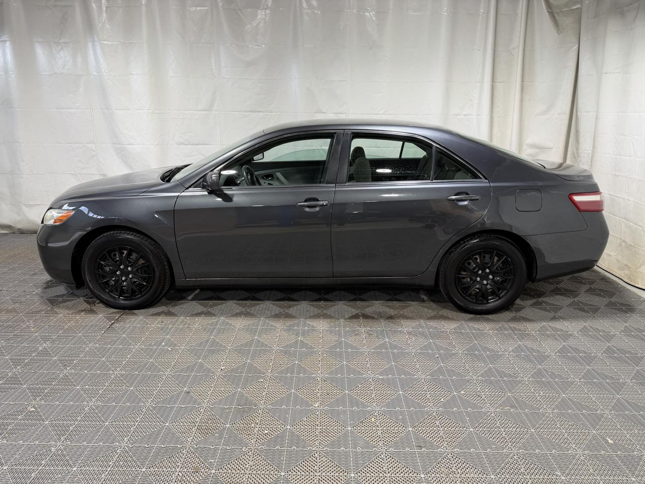 Toyota Camry 4dr Sdn I4 Auto XLE (Natl) 2007
