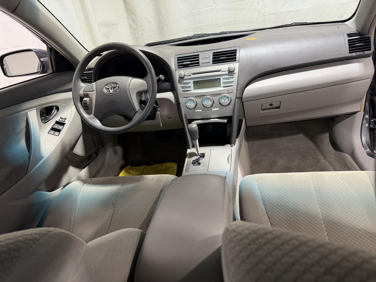 Toyota Camry 4dr Sdn I4 Auto XLE (Natl) 2007