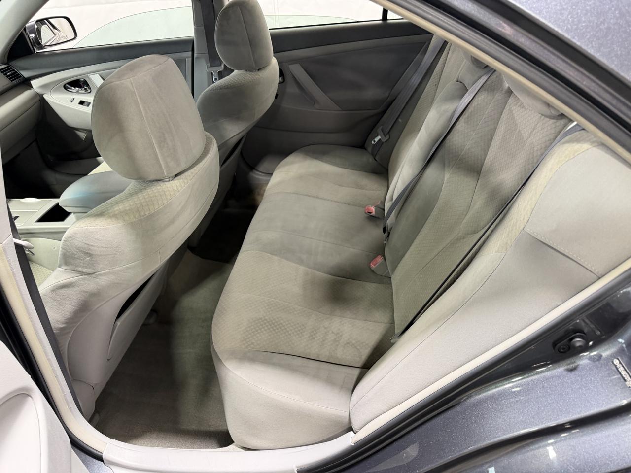 Toyota Camry 4dr Sdn I4 Auto XLE (Natl) 2007