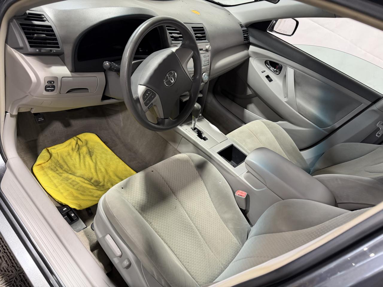 Toyota Camry 4dr Sdn I4 Auto XLE (Natl) 2007