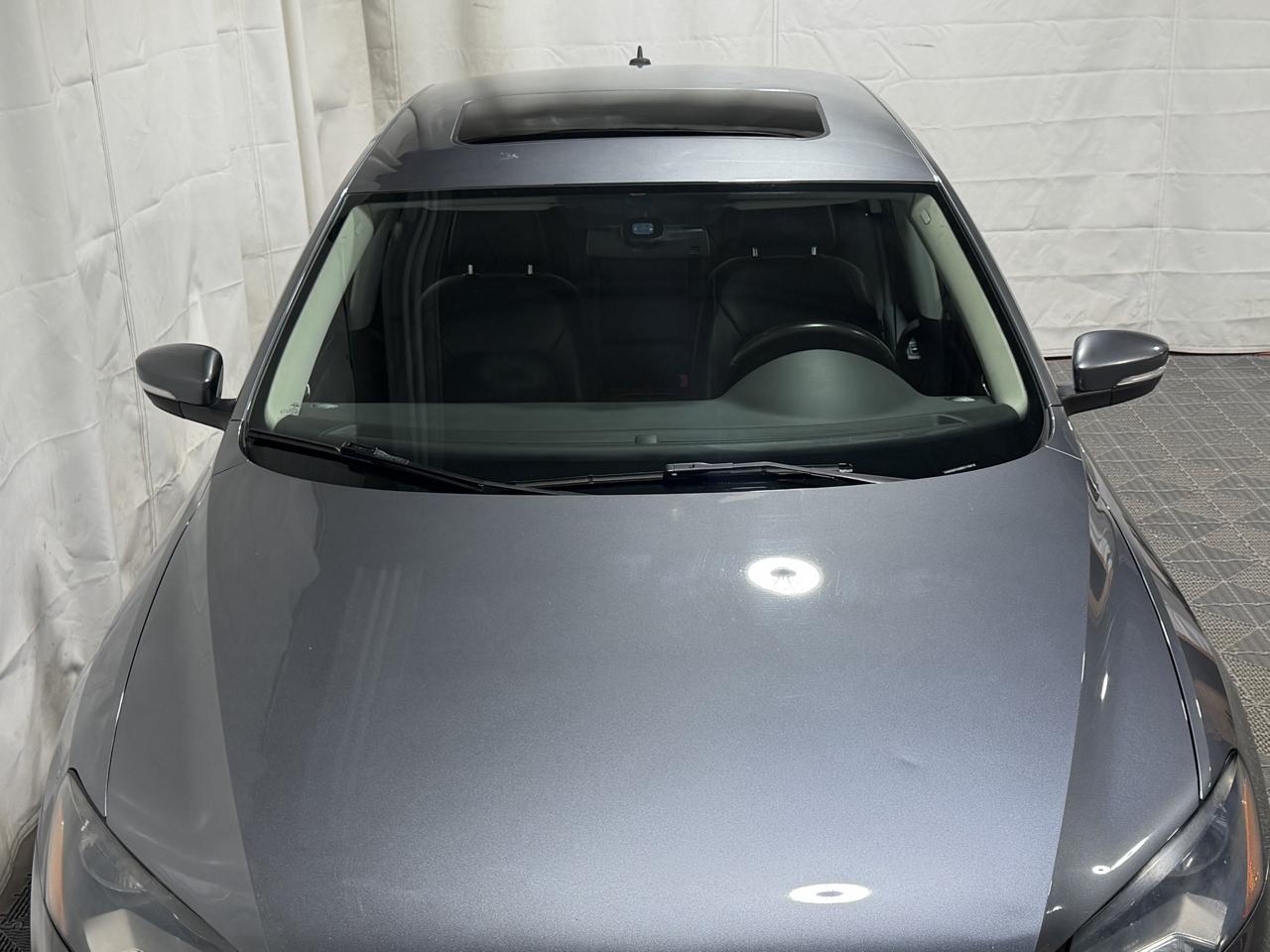 Volkswagen Passat 4dr Sdn 2.0L DSG TDI SEL Premium 2013