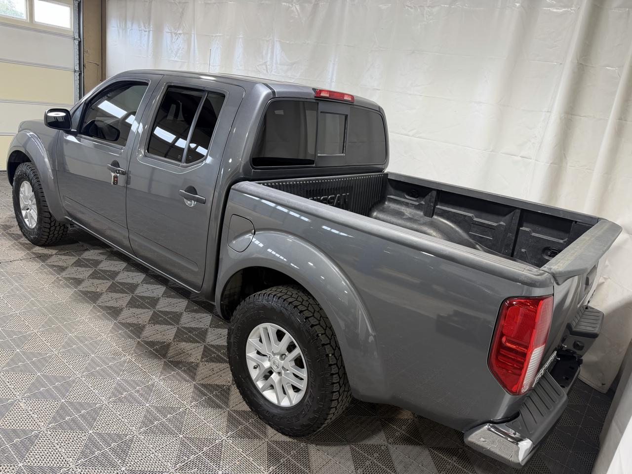 Nissan Frontier Crew Cab 4x4 SV Auto 2019