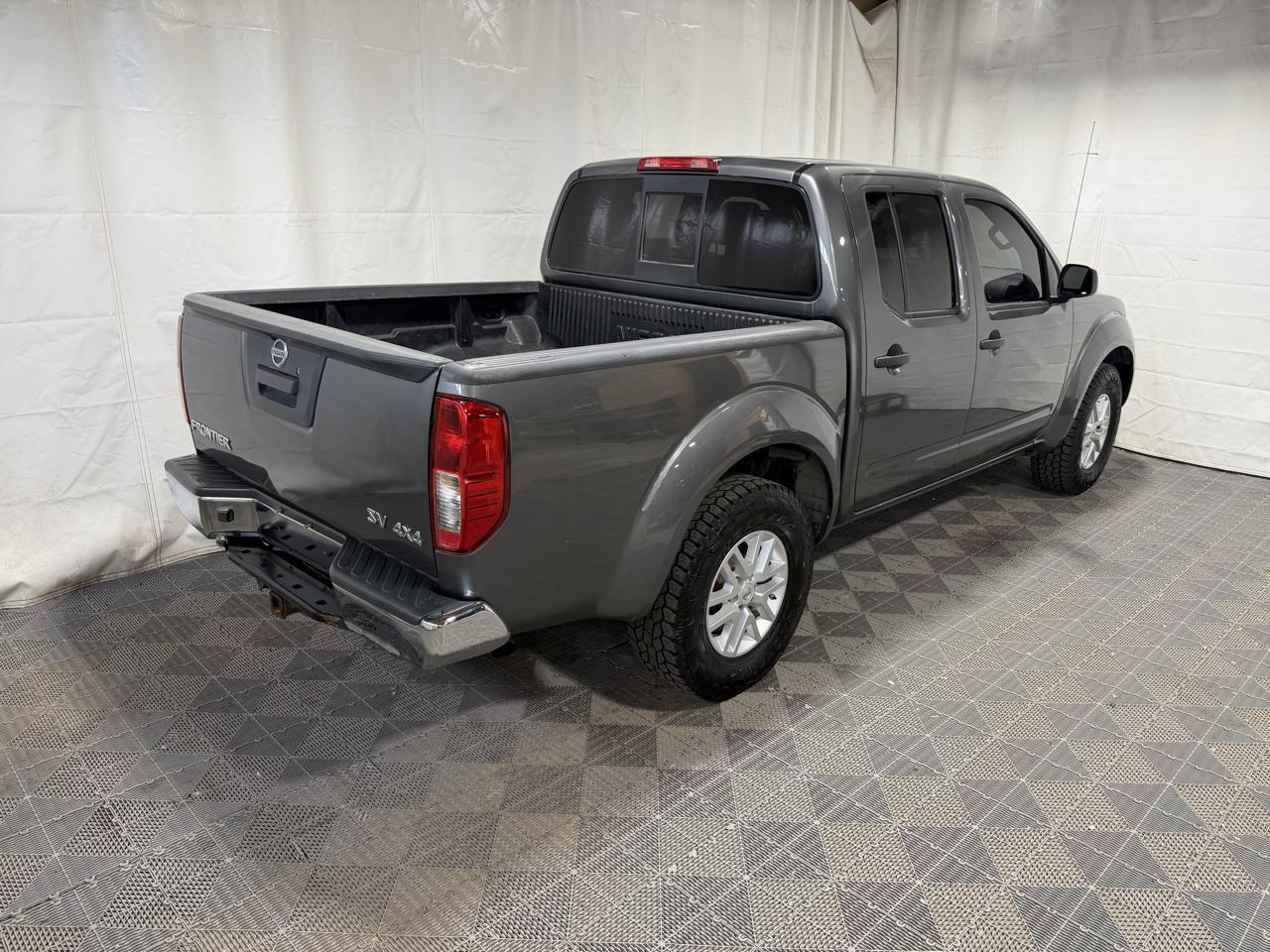 Nissan Frontier Crew Cab 4x4 SV Auto 2019