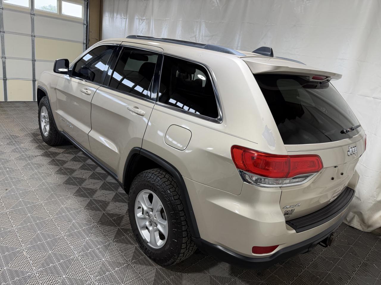 Jeep Grand Cherokee 4WD 4dr Laredo 2014