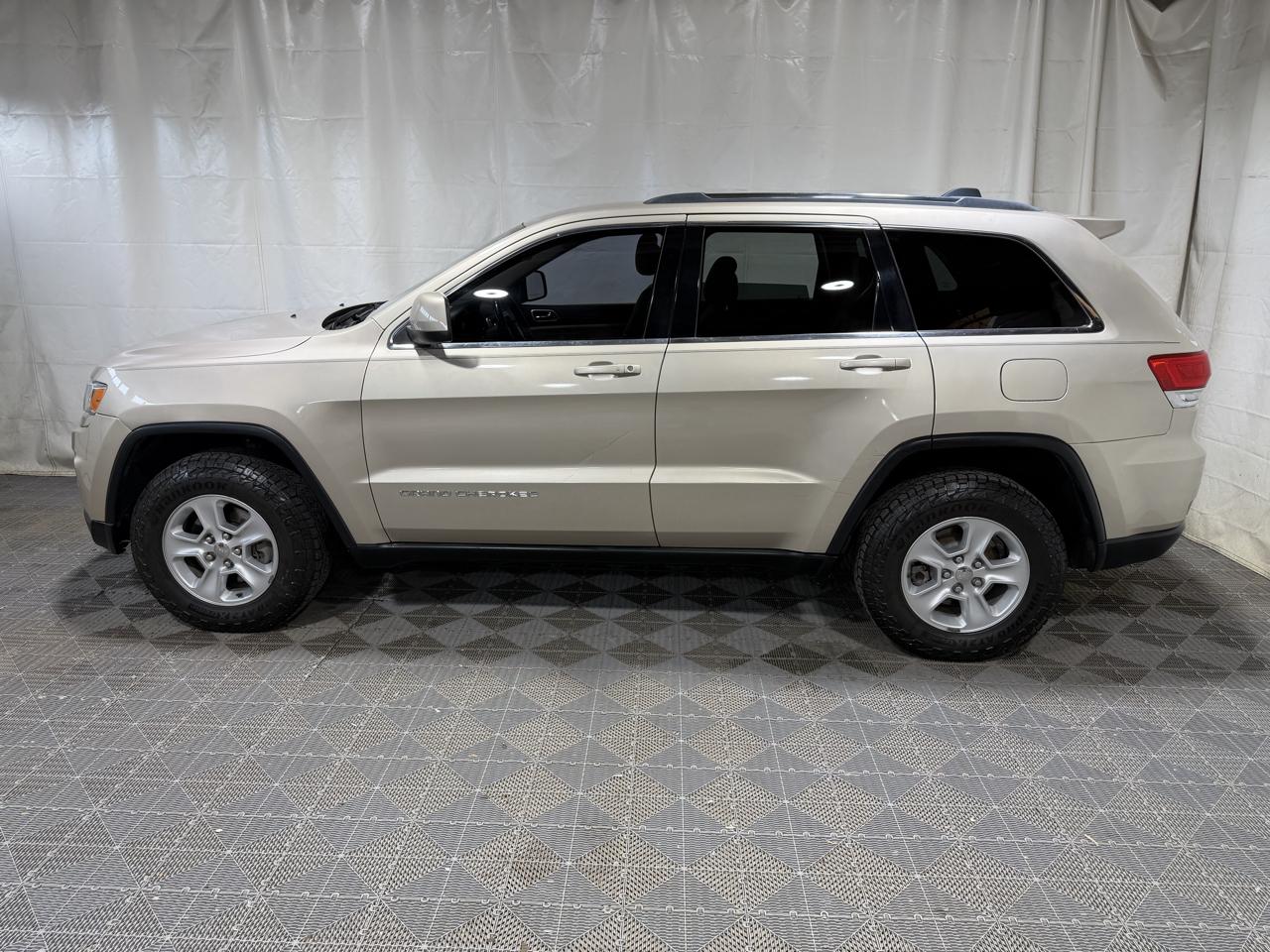 Jeep Grand Cherokee 4WD 4dr Laredo 2014