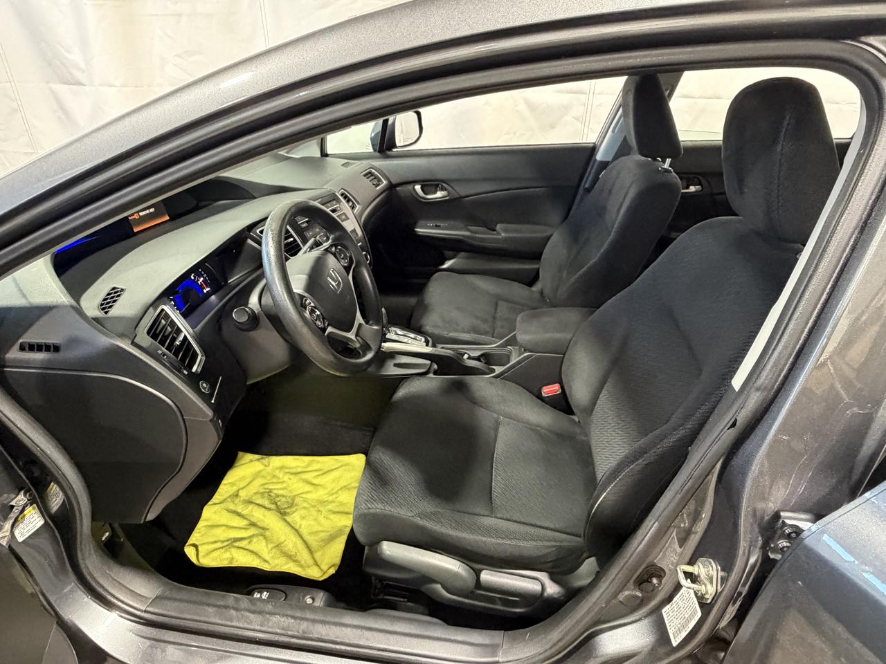 Honda Civic Sdn 4dr Auto LX 2013