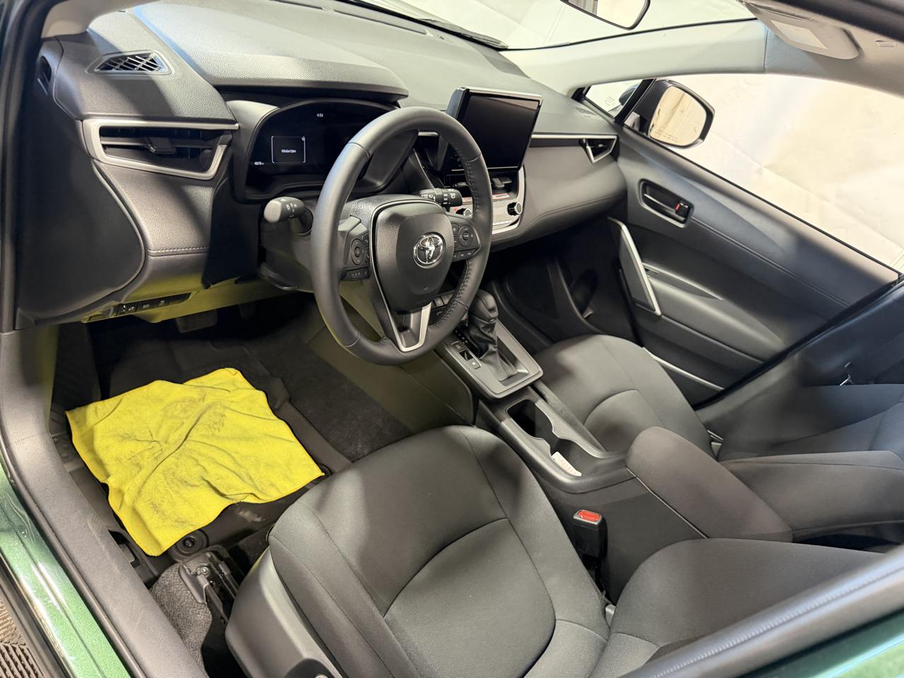 Toyota Corolla Cross LE 4WD (Natl) 2026
