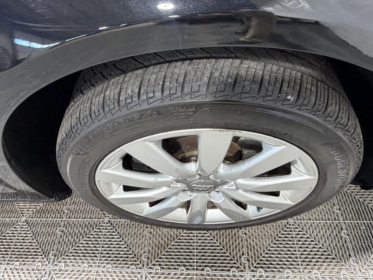 Audi A4 photo 7