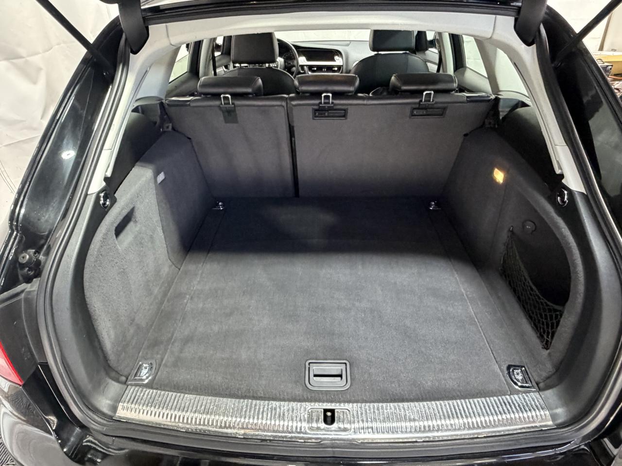 Audi A4 photo 16
