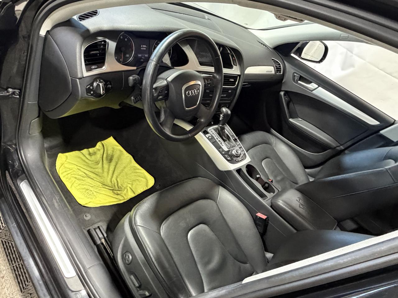 Audi A4 photo 21