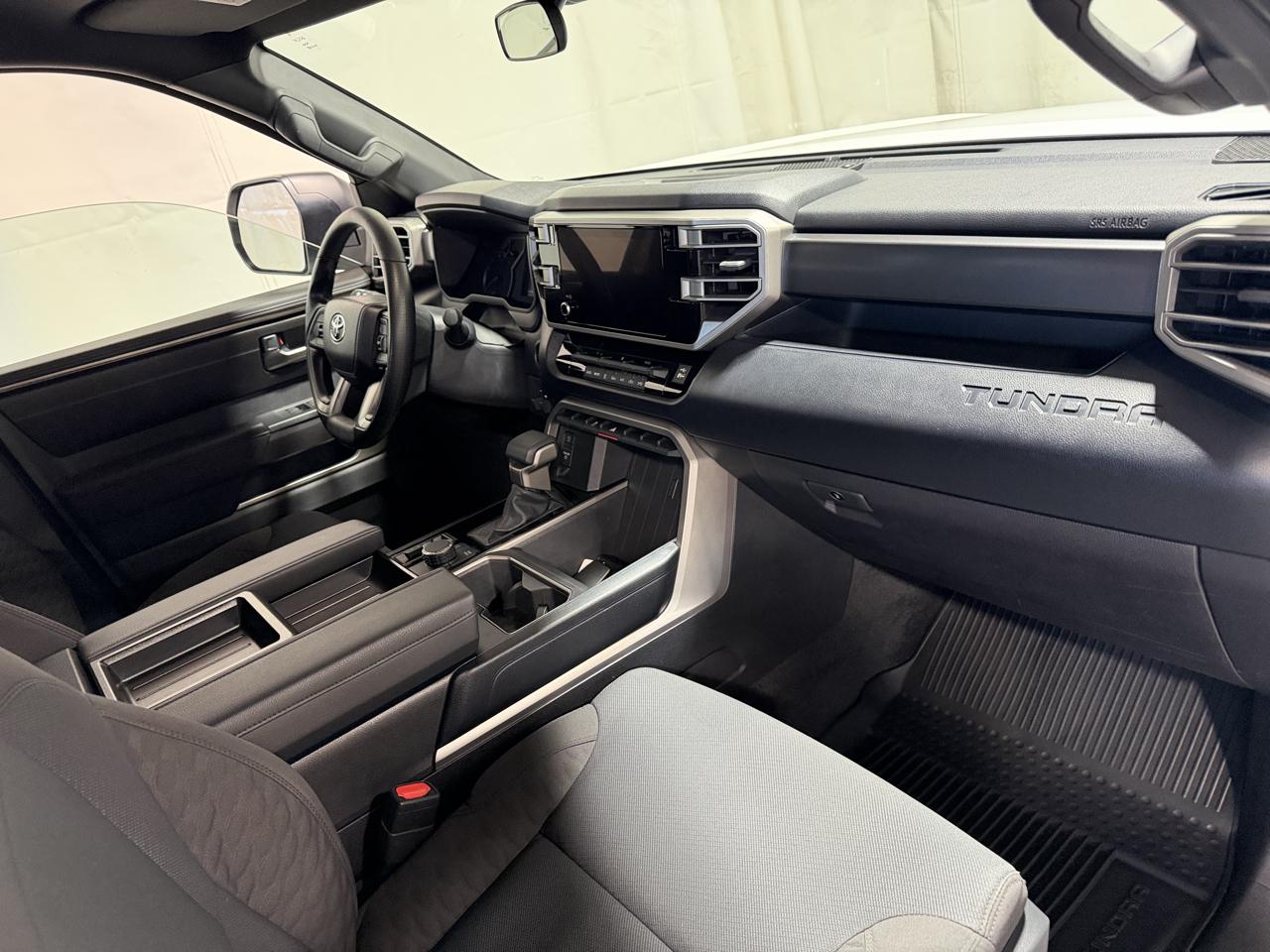 Toyota Tundra photo 10