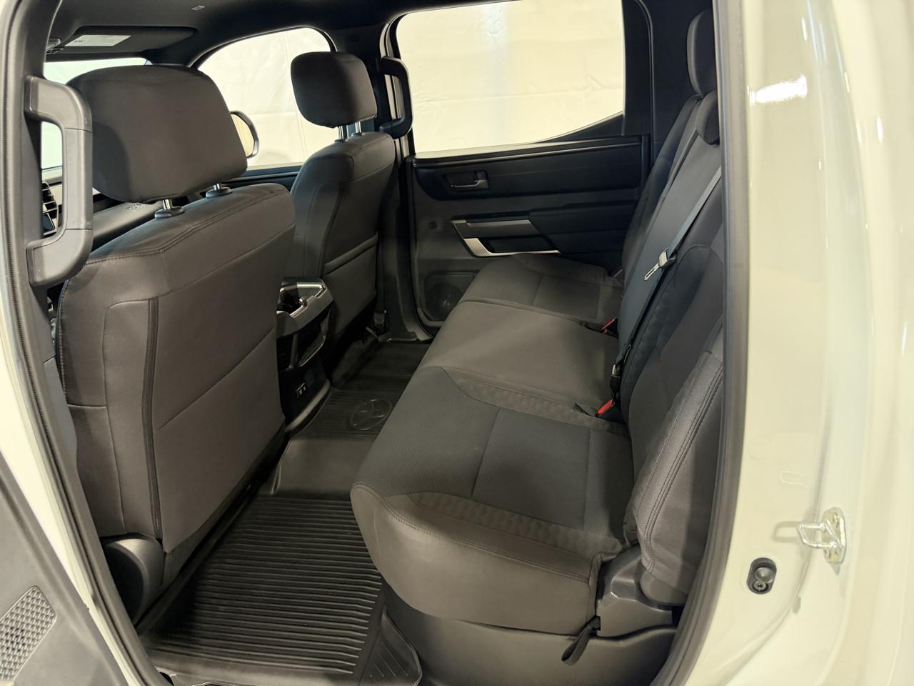 Toyota Tundra photo 18