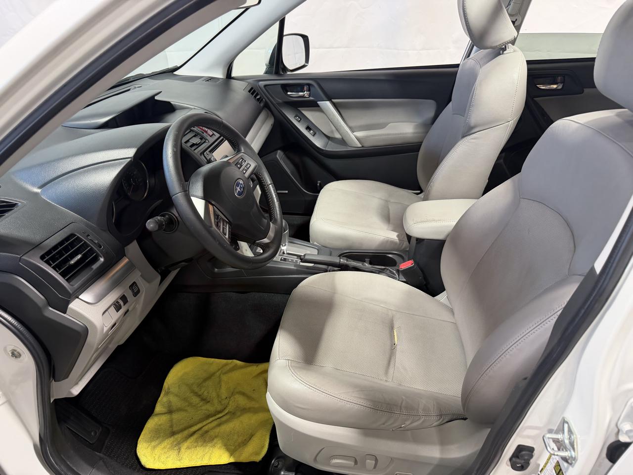 Subaru Forester 4dr CVT 2.5i Limited PZEV 2015