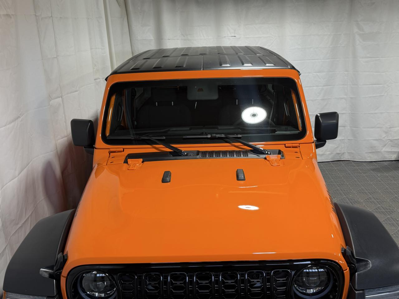 Jeep Wrangler Willys 4 Door 4x4 2025