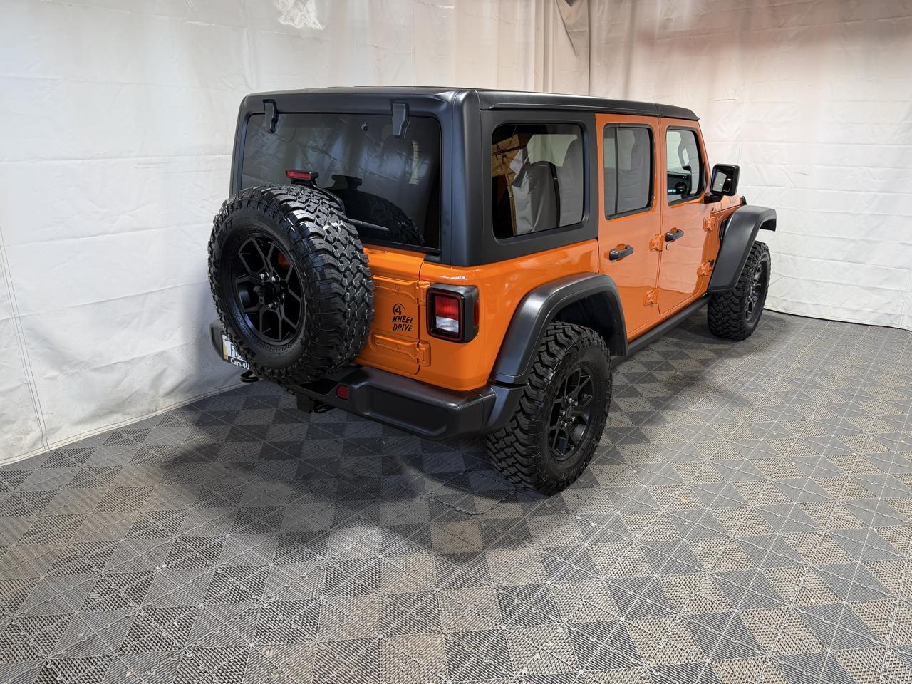 Jeep Wrangler Willys 4 Door 4x4 2025