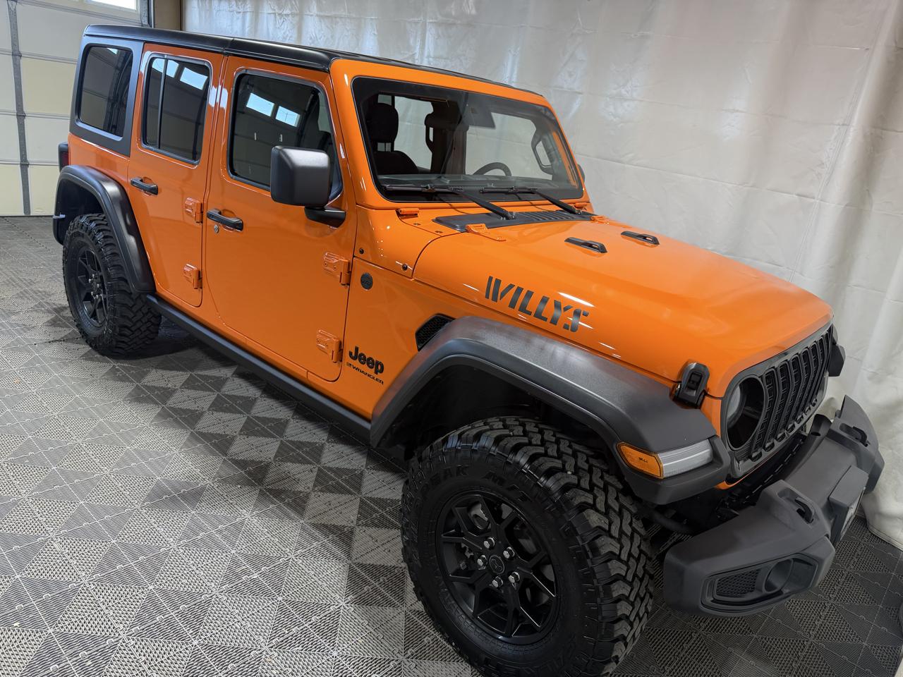 Jeep Wrangler Willys 4 Door 4x4 2025