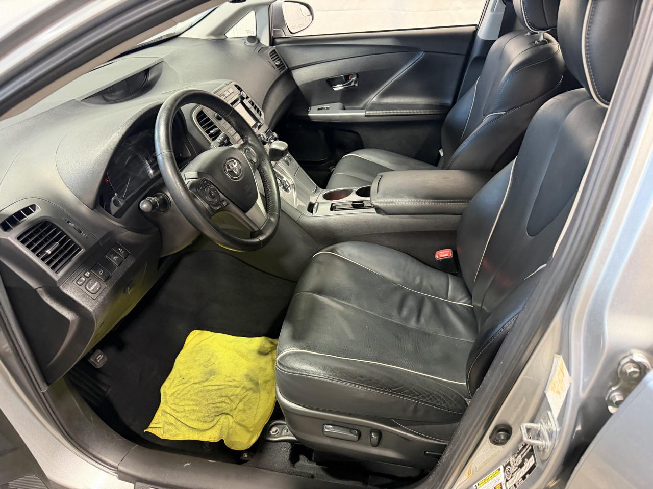 Toyota Venza 4dr Wgn V6 AWD Limited (Natl) 2015