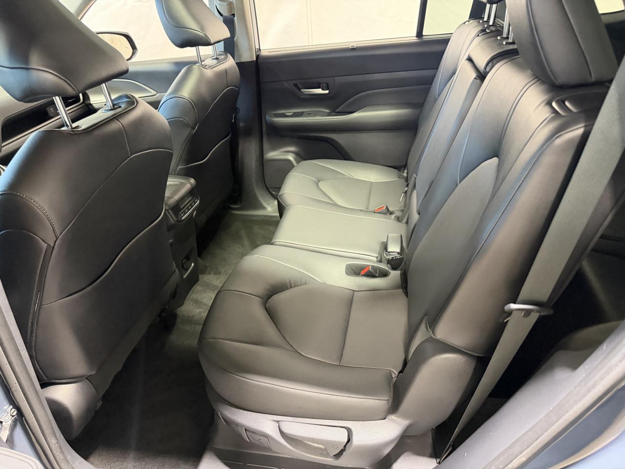 Toyota Grand Highlander XLE 4D SUV AWD 2026