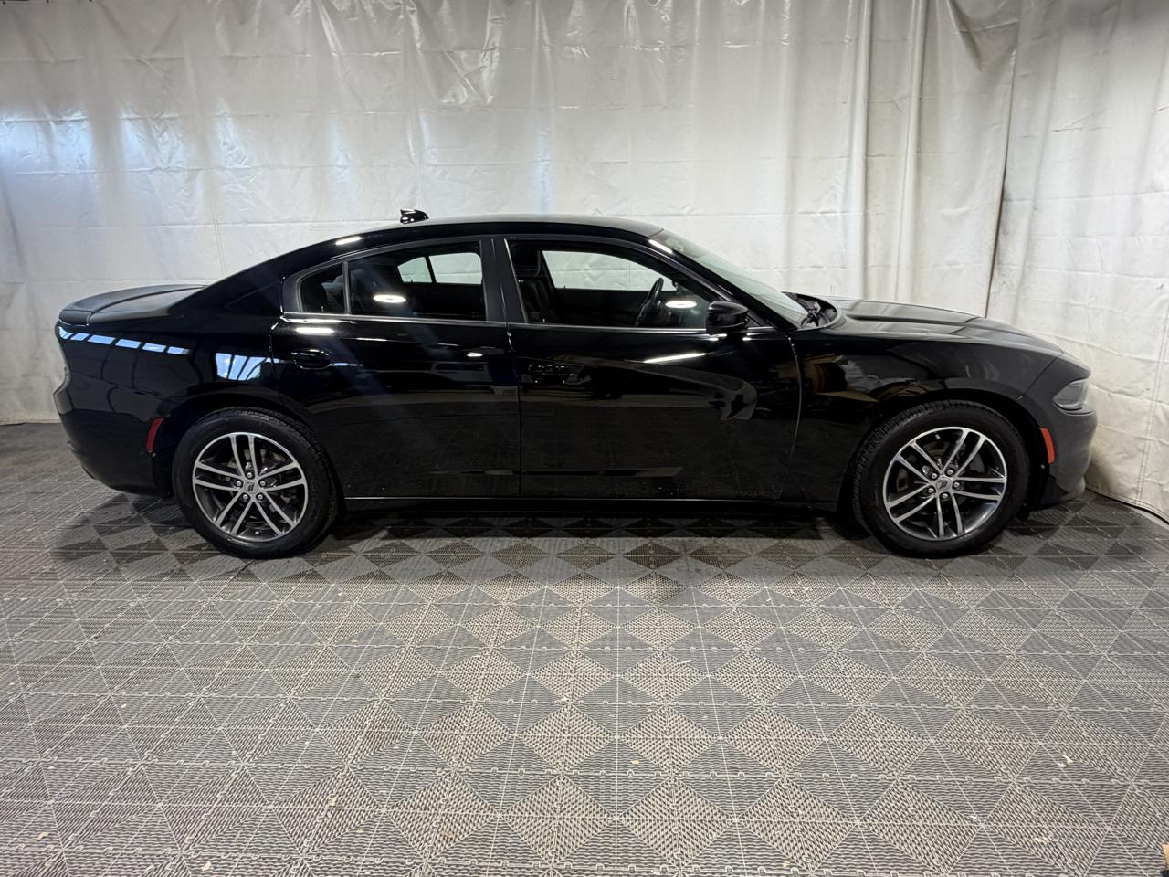 Dodge Charger SXT AWD 2019