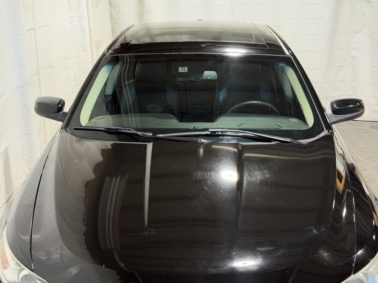 Ford Taurus 4dr Sdn SHO AWD 2012